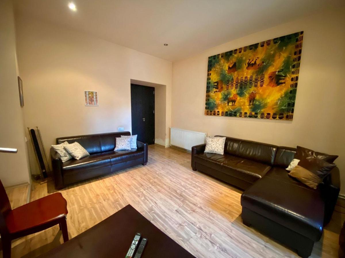 Opera Apartment Tbilisi ภายนอก รูปภาพ