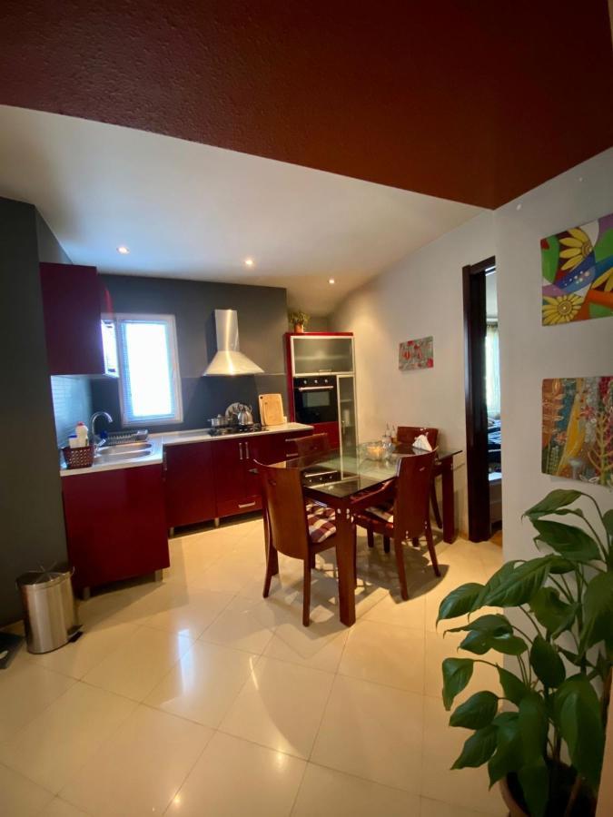Opera Apartment Tbilisi ภายนอก รูปภาพ