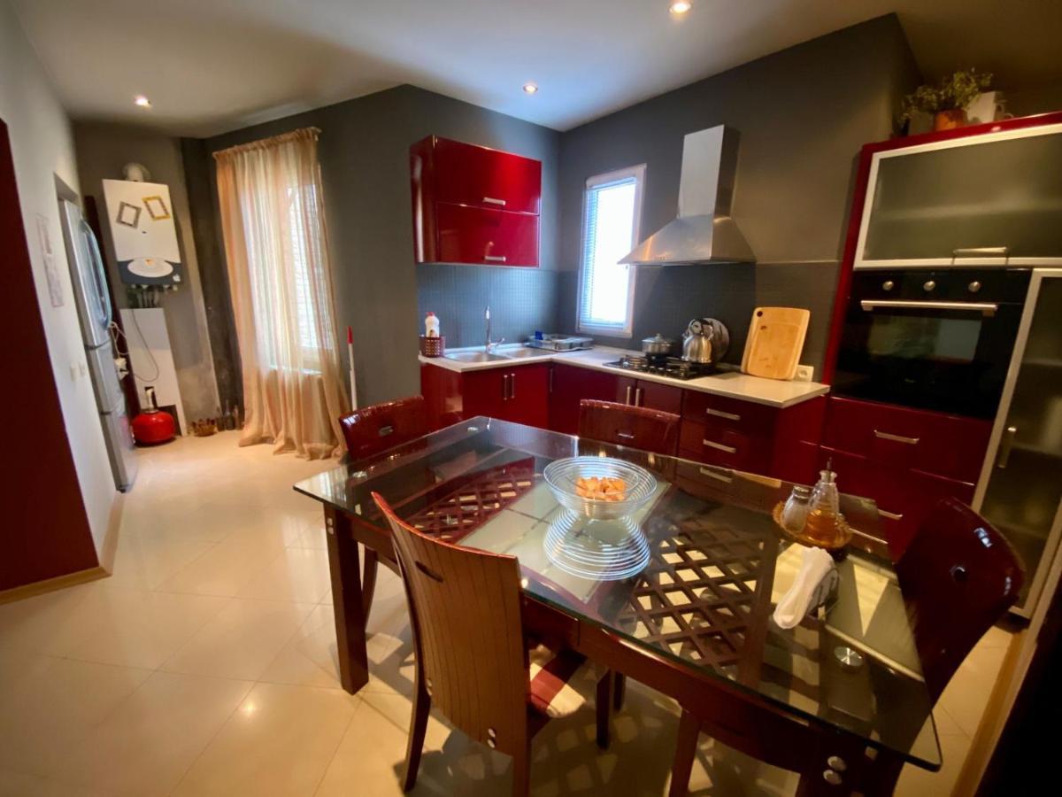 Opera Apartment Tbilisi ภายนอก รูปภาพ