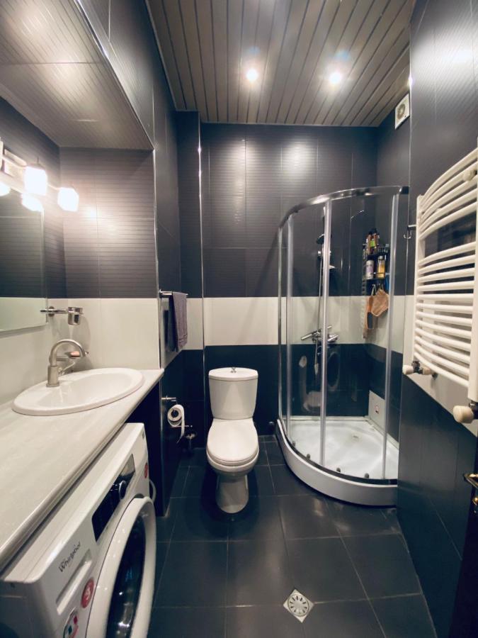 Opera Apartment Tbilisi ภายนอก รูปภาพ